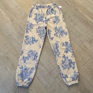 XXS blue + cream floral joggers. GAP